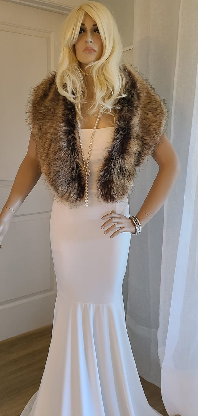 Luxury Vintage Inspired FAUX Fur Stole , Not REAL Fox Fur Shawl , Bridal  Wrap , Fur Collar, Fling , Fox Fur Fling , Mink Fur , Raccoon Fur , Winter