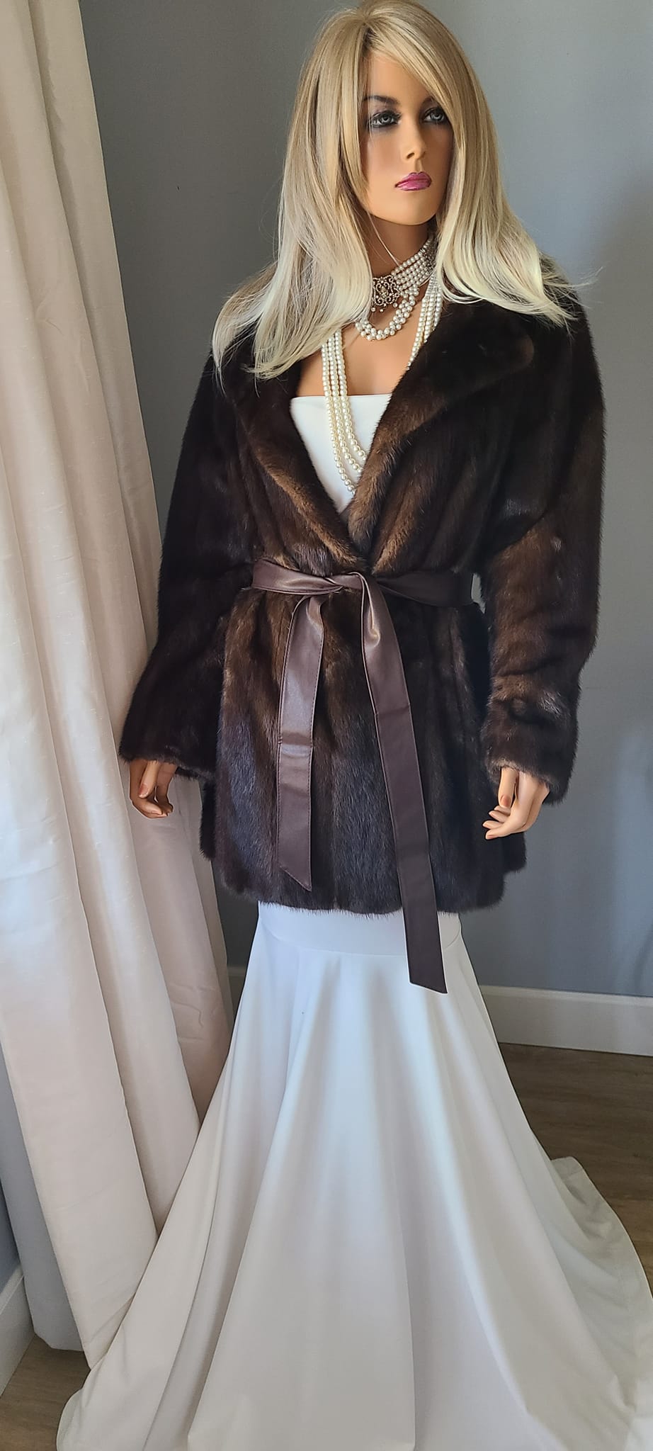 Emilio Gucci Vintage Genuine Fur Coat Long Stroller With Shawl 