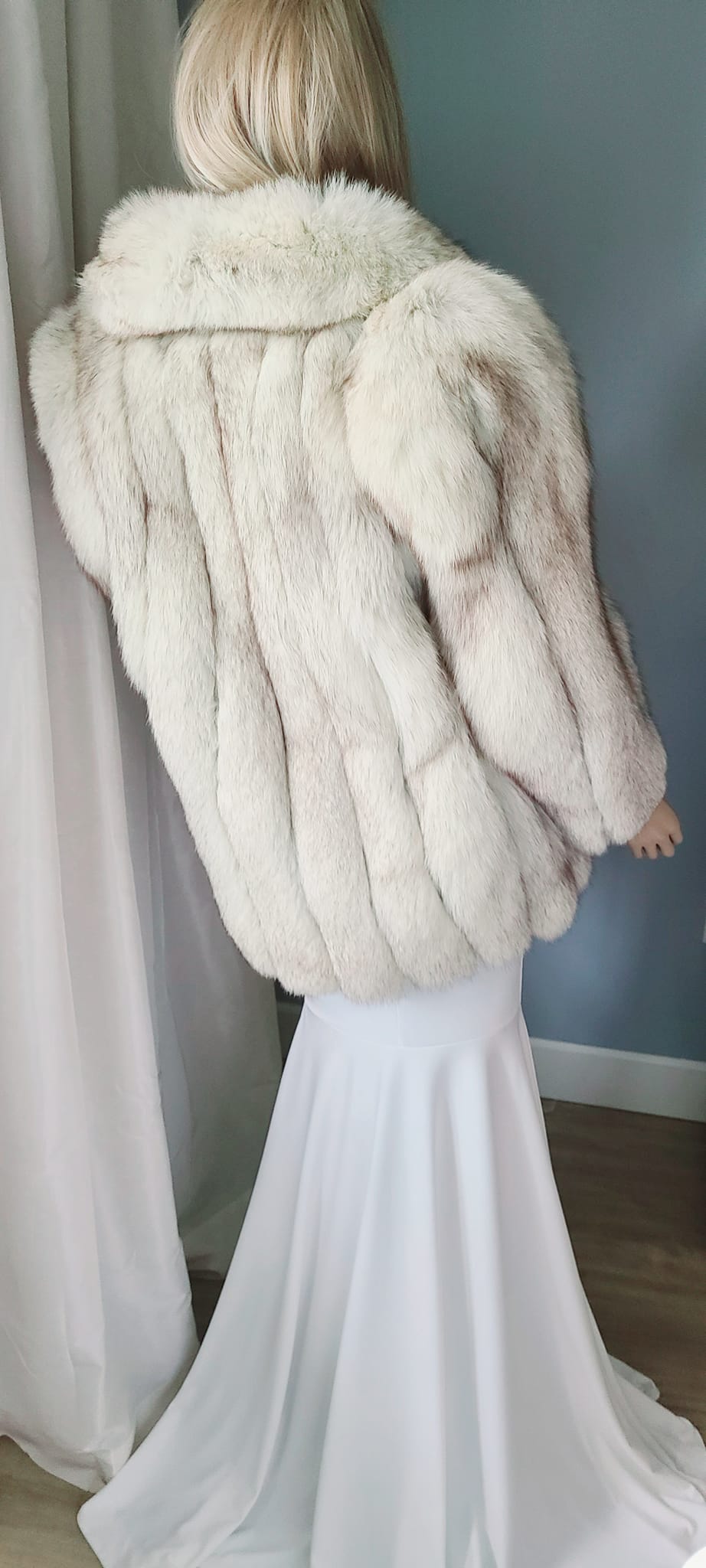 Luxury Vintage Norwegian FOX Fur Coat, REAL FUR Jacket, Ivory Arctic Fox Fur  Bridal Fur, Dream Winter Wedding Fur Accessory, Retro Hollywood Glamour,  Gatsby Party Fur